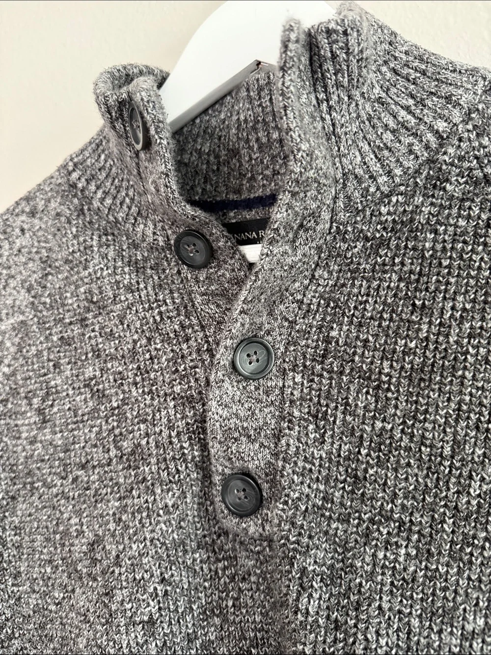 Banana Republic Men's Gray Button-Front Turtleneck Sweater [ME0072]